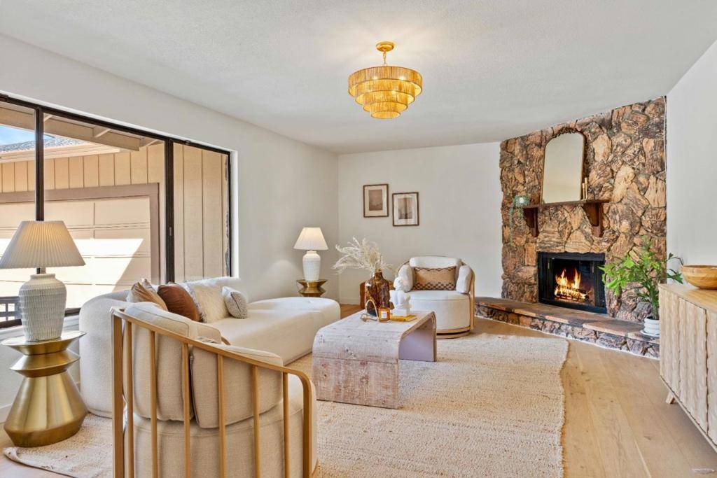 Danville, CA 94526,931 Camino Ramon