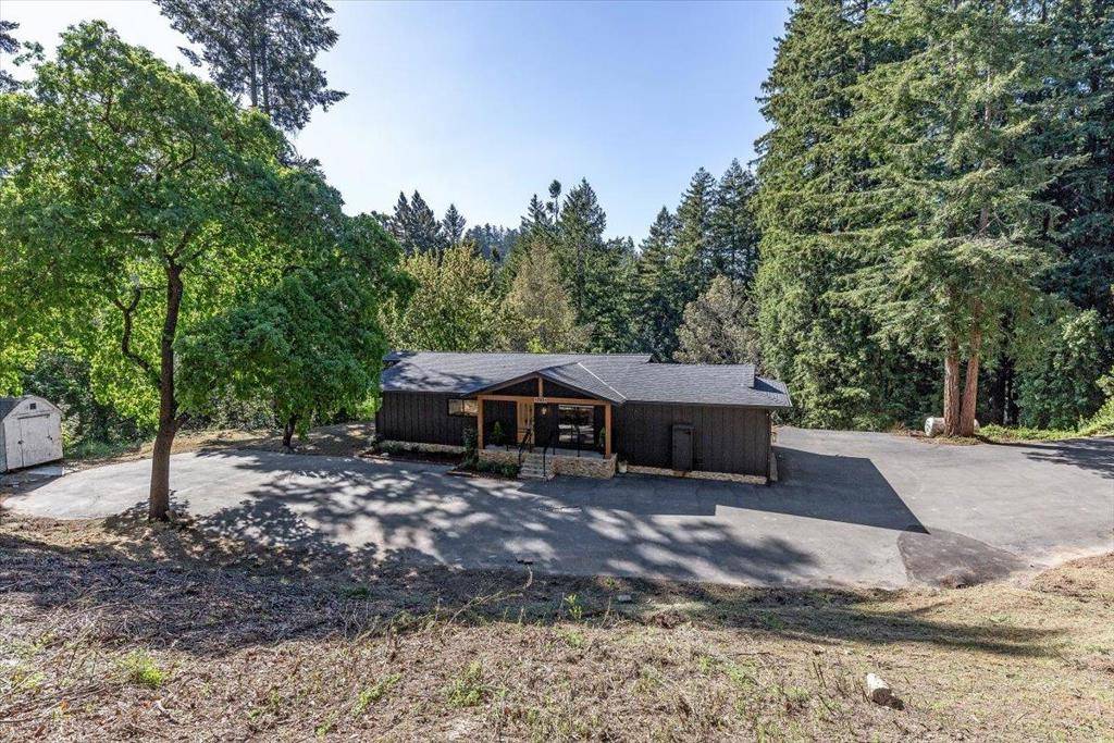 Los Gatos, CA 95033,17951 Mountain Charlie RD