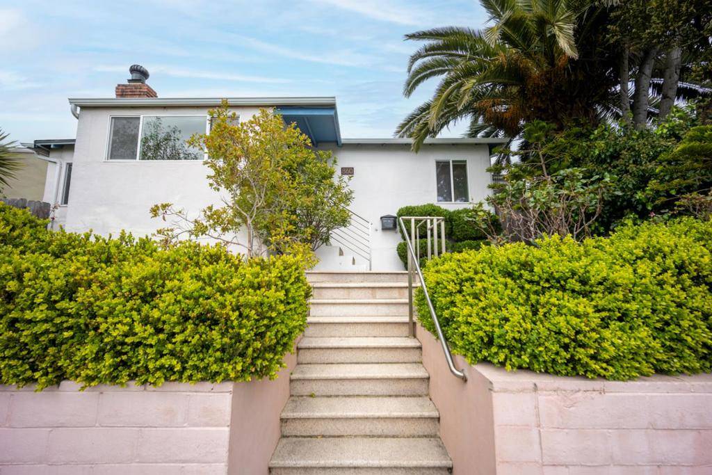 South San Francisco, CA 94080,860 Baden AVE