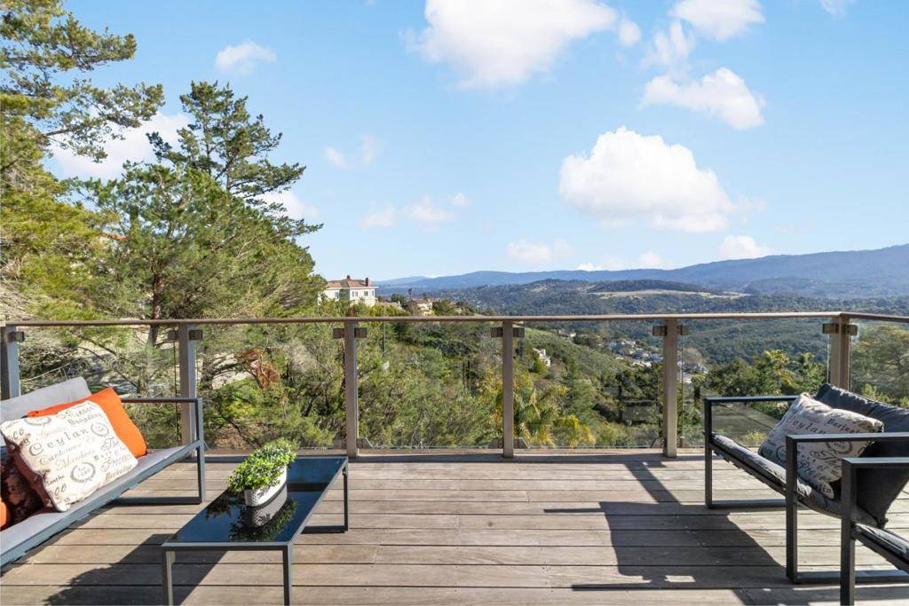 San Carlos, CA 94070,131 Los Vientos WAY