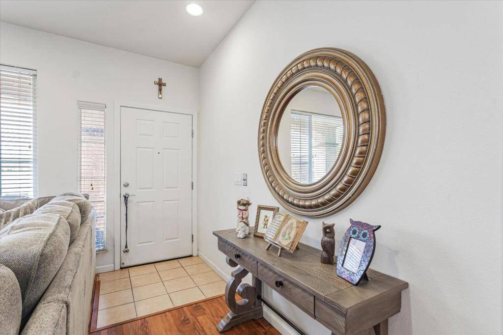 1315 Cypress CT Gilroy, CA 95020