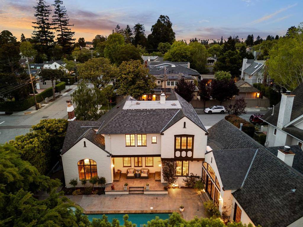 Burlingame, CA 94010,245 Chapin LN