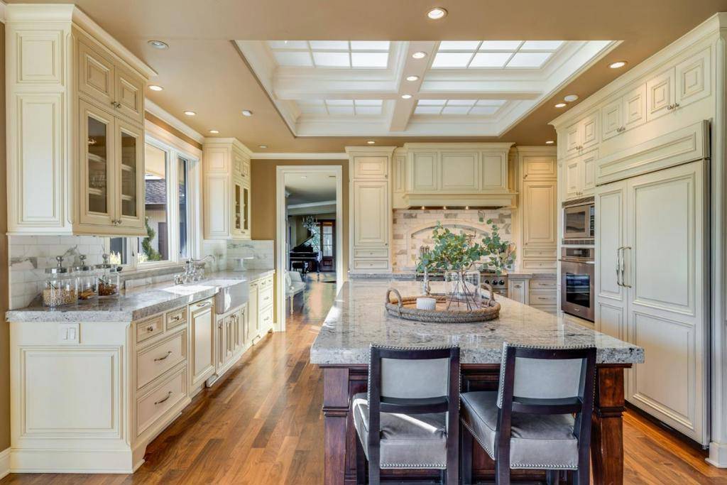 15715 Gum Tree LN Los Gatos, CA 95032