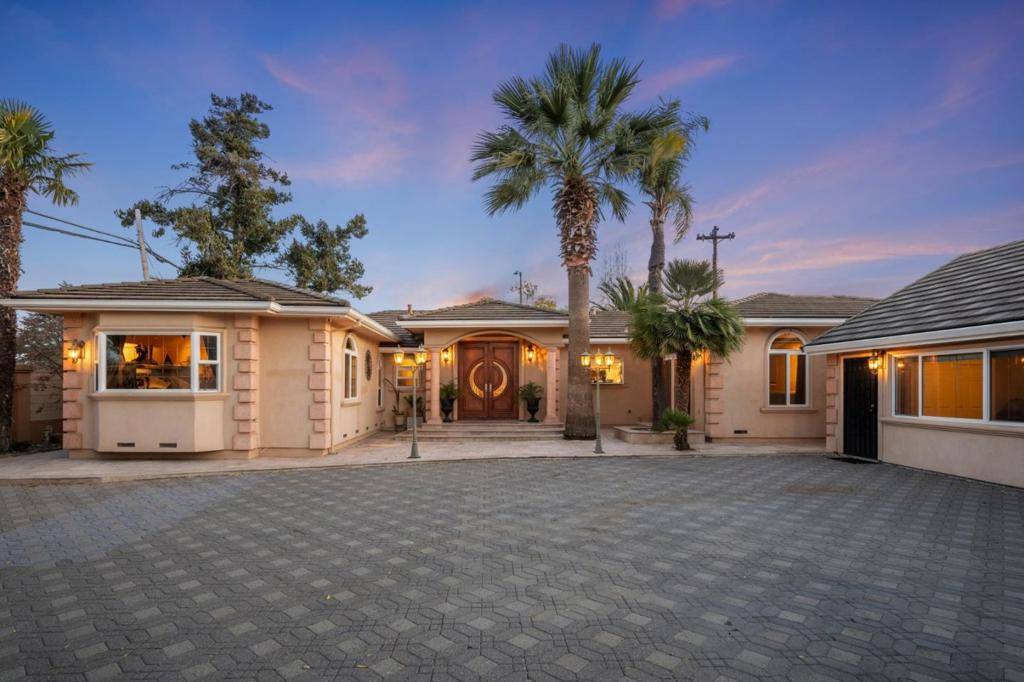 Campbell, CA 95008,1181 Virginia AVE