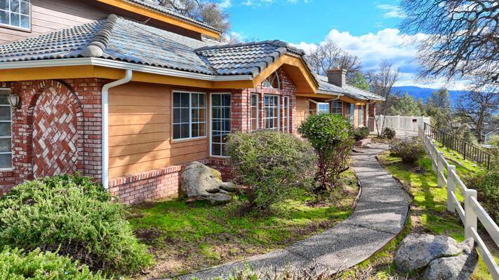 Oakhurst, CA 93644,40835 Big Oak Flat RD