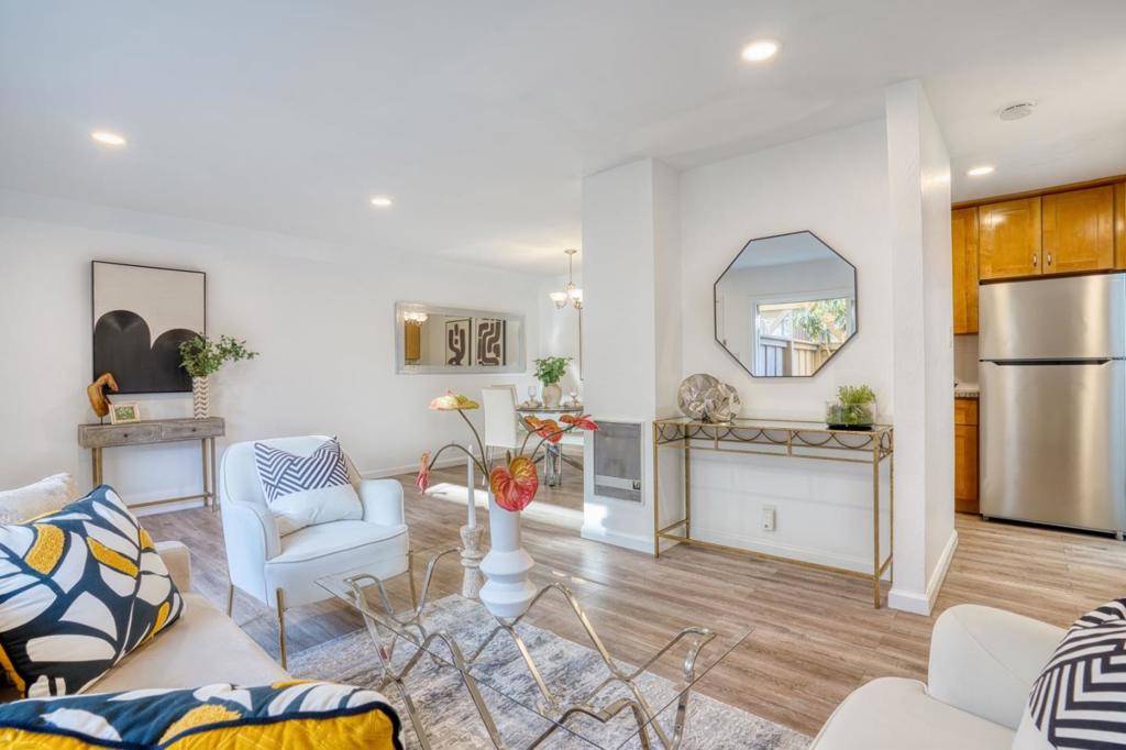San Jose, CA 95129,380 Auburn WAY #10