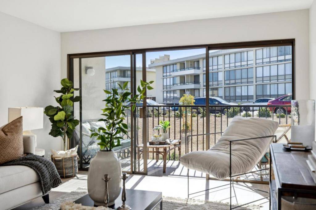 Millbrae, CA 94030,1550 Frontera WAY #117