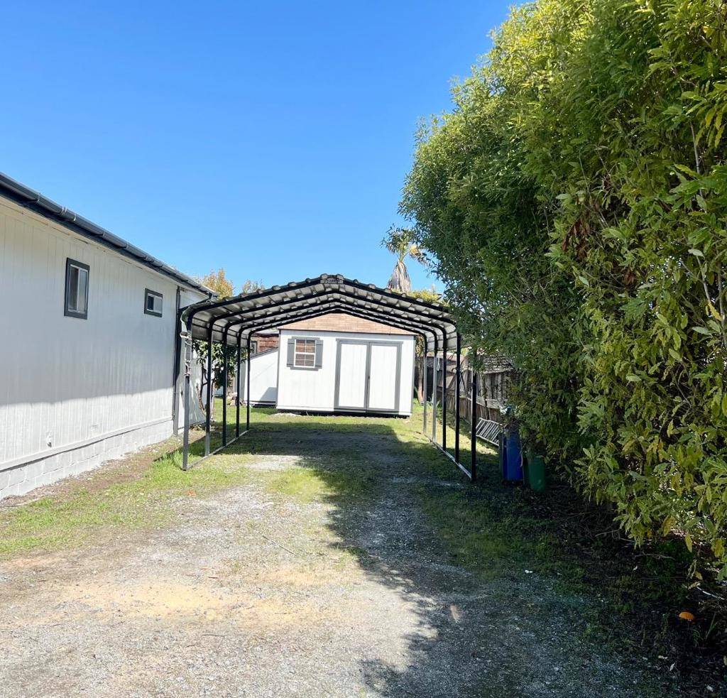Watsonville, CA 95076,102 Nugent AVE