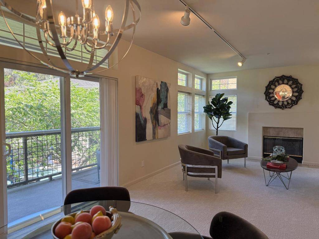 Brisbane, CA 94005,324 Callippe CT