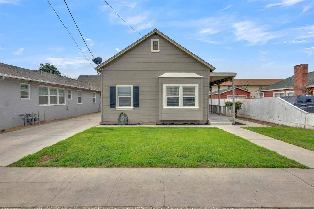 King City, CA 93930,215 N 2nd ST