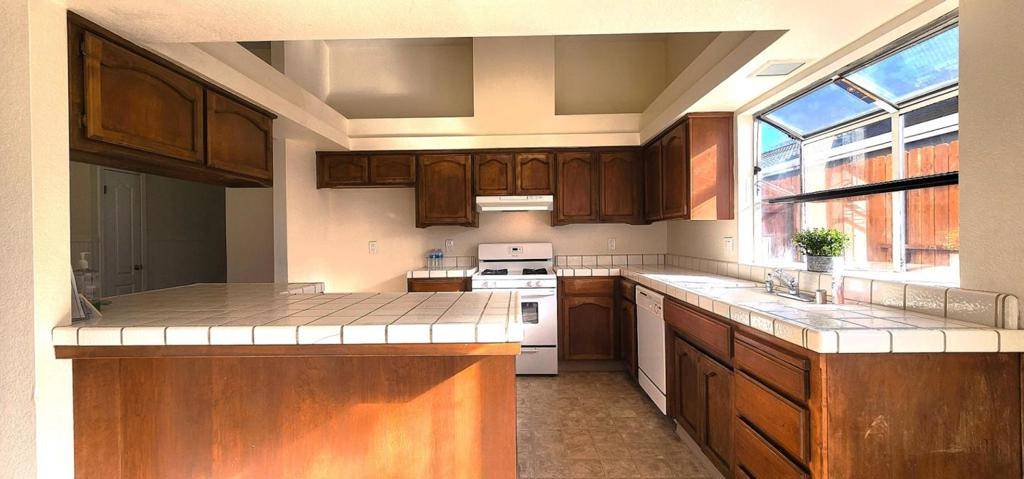 King City, CA 93930,46200 Pine Meadow DR