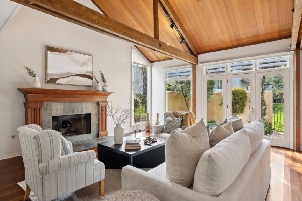 Carmel, CA 93923,28064 Heron CT