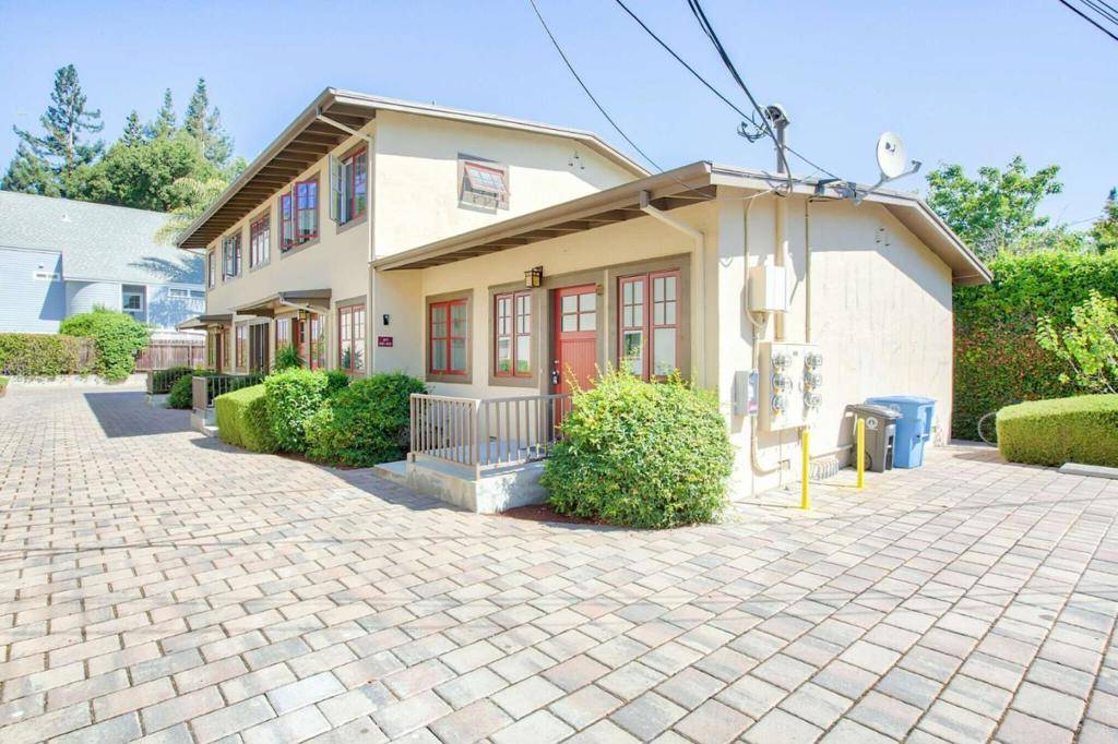 325 Hawthorne AVE Palo Alto, CA 94301