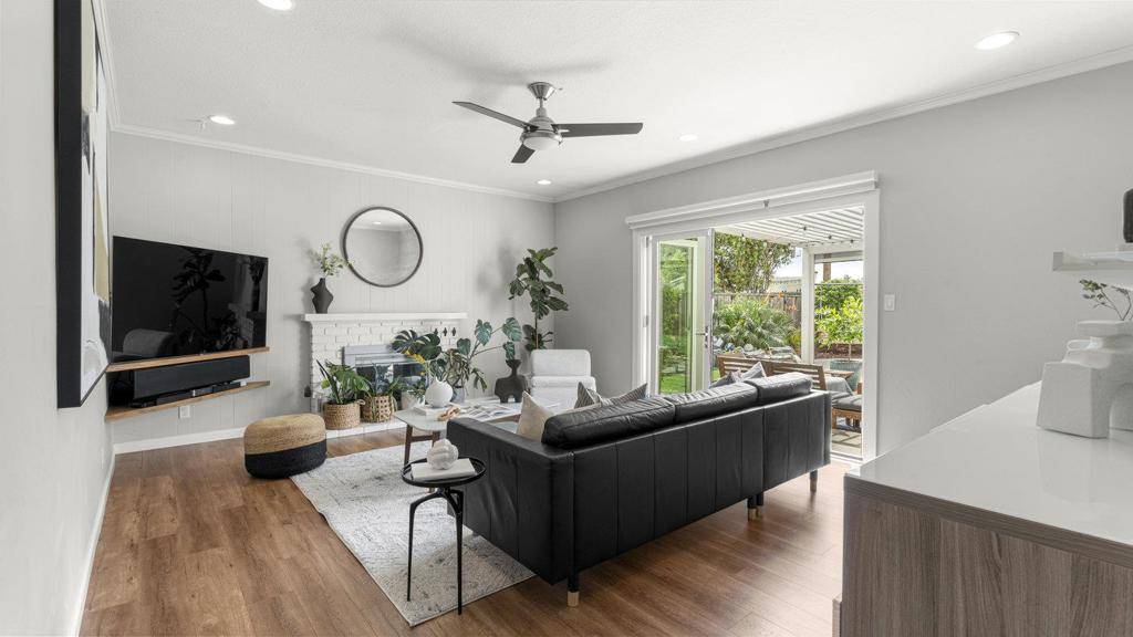 Campbell, CA 95128,1039 Almarida DR