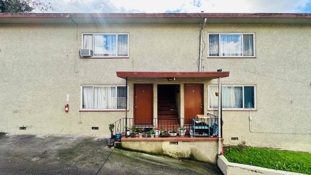 Oakland, CA 94601,2820 Garden ST