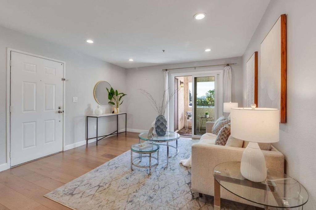 Sunnyvale, CA 94087,880 E Fremont AVE #626