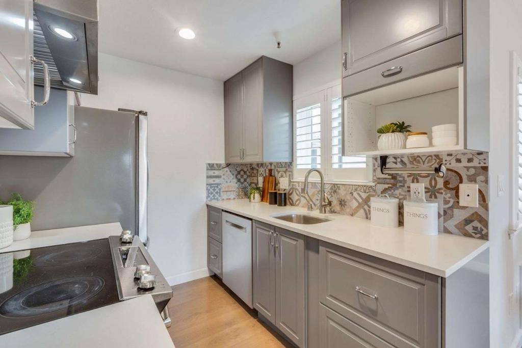 880 E Fremont AVE #626 Sunnyvale, CA 94087
