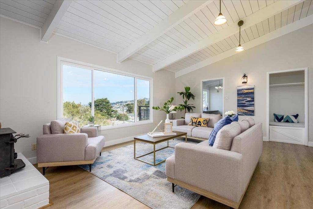 Pacifica, CA 94044,815 Edgemar AVE