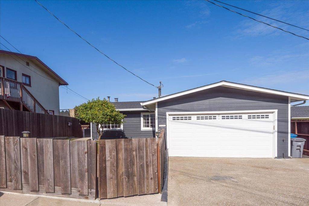 Pacifica, CA 94044,815 Edgemar AVE