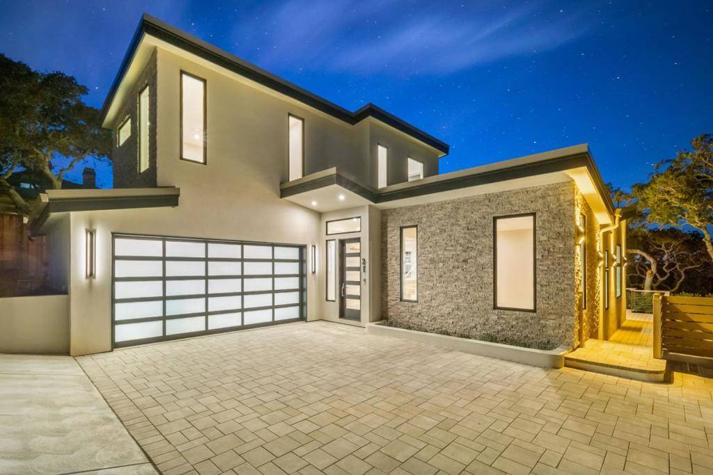 Redwood City, CA 94062,21 Agua Vista CT