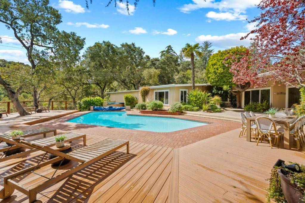 Los Gatos, CA 95030,17180 Crescent DR