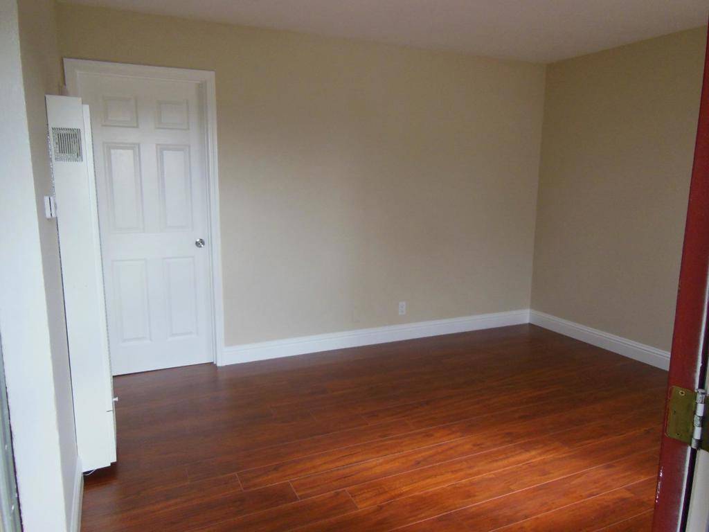 Menlo Park, CA 94025,Pierce RD