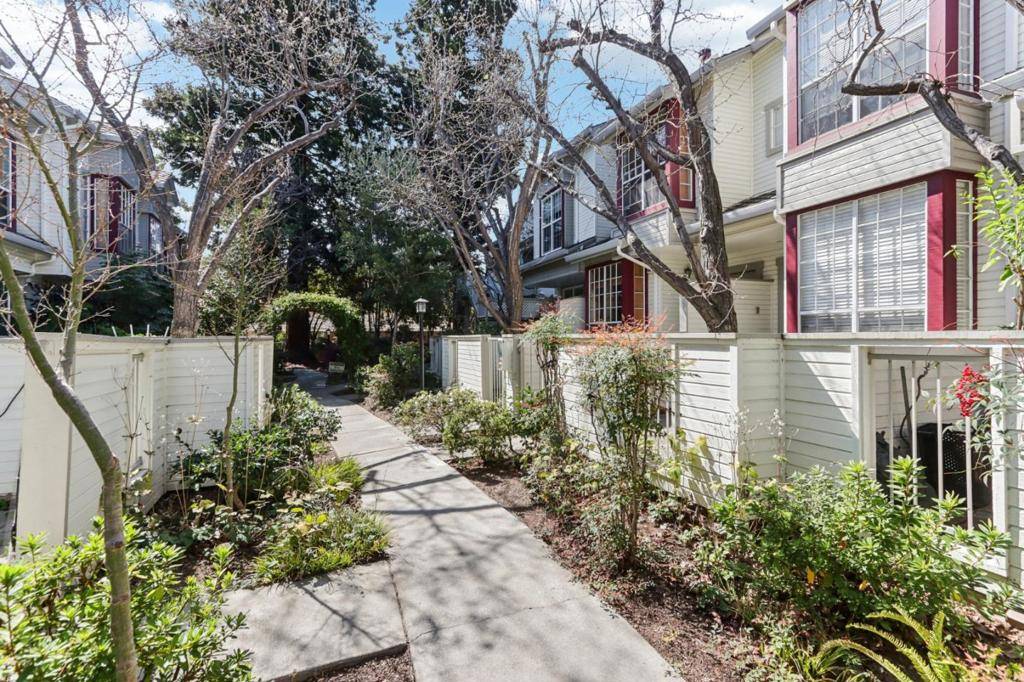 Sunnyvale, CA 94086,984 Belmont TER #10