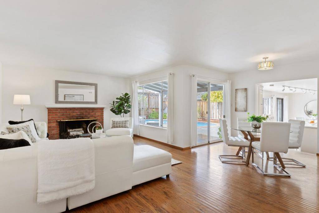 Los Altos, CA 94024,1898 Granger AVE