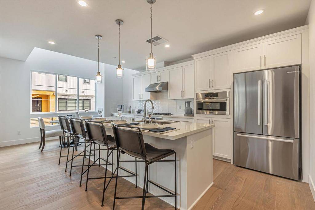 Los Gatos, CA 95032,13116 Sepulveda CIR