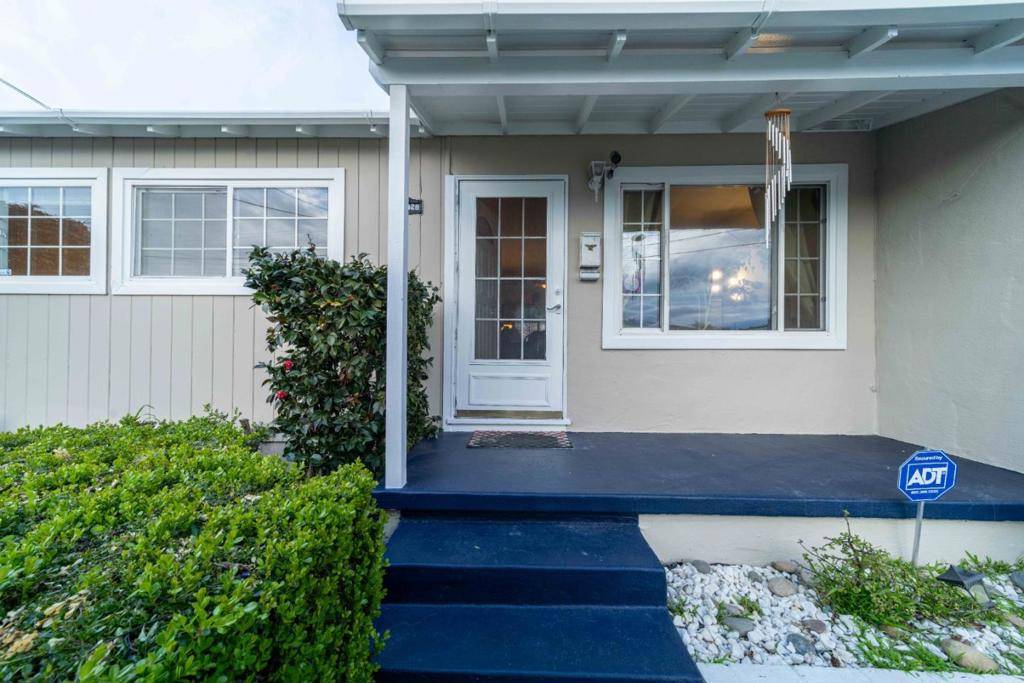 San Lorenzo, CA 94580,15928 Mills AVE