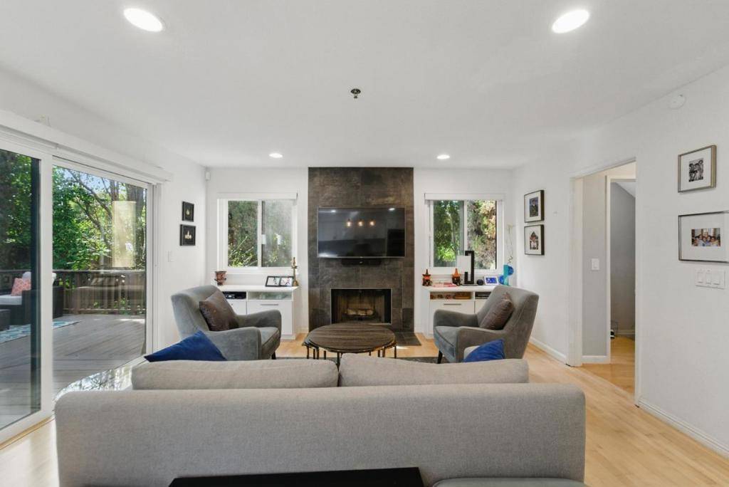 Mountain View, CA 94043,2149 Junction AVE #11