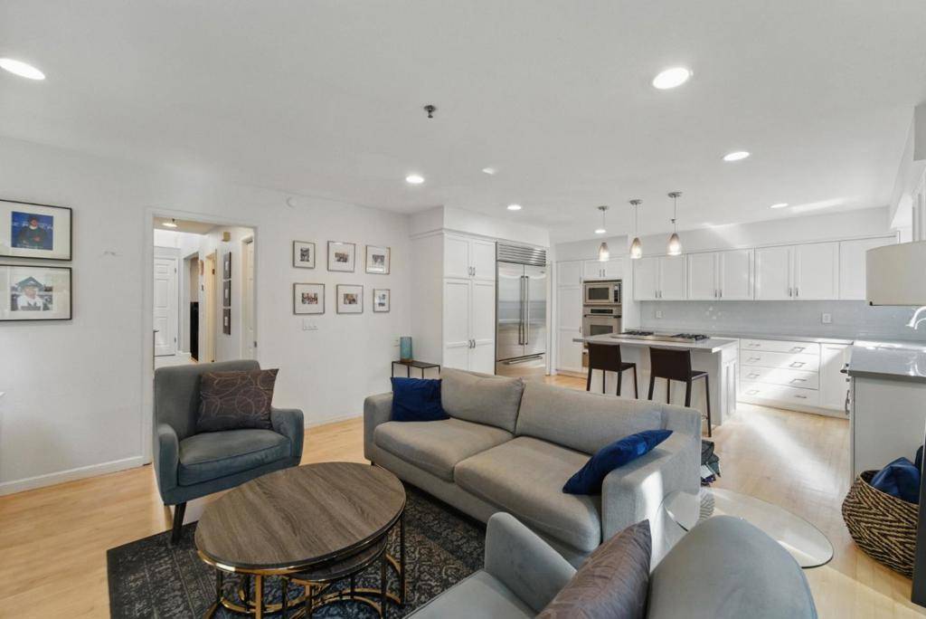 Mountain View, CA 94043,2149 Junction AVE #11