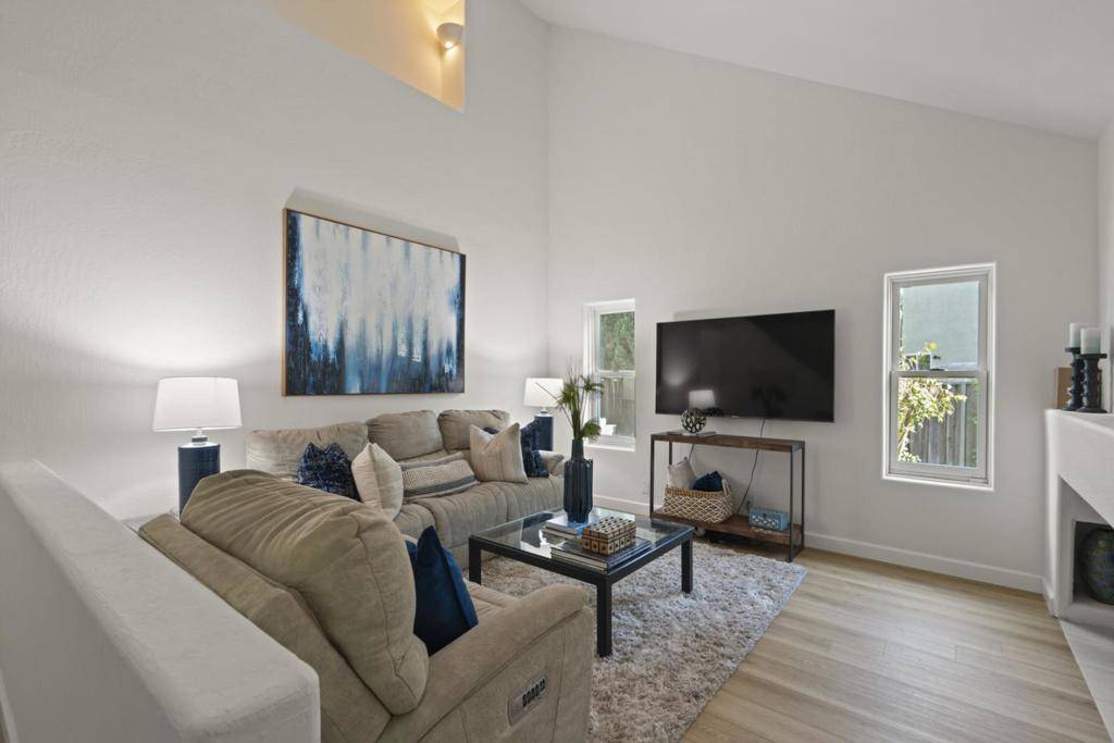 San Jose, CA 95136,4242 Avon CT