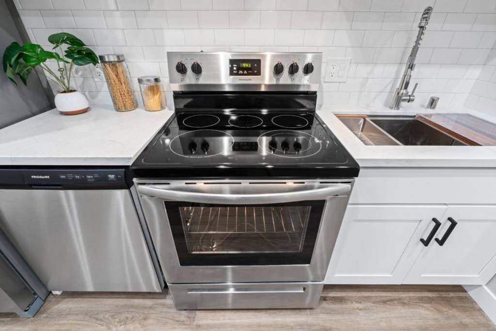 645 Baden AVE #5 South San Francisco, CA 94080