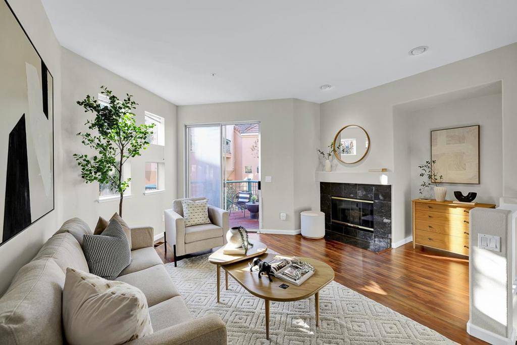 Sunnyvale, CA 94086,977 Asilomar TER #4