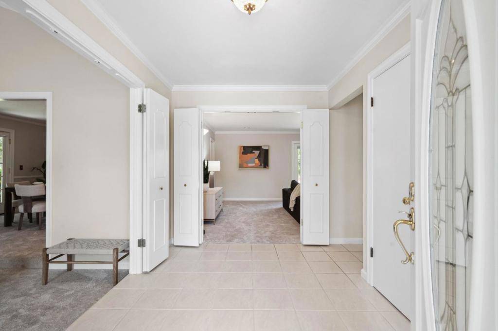 Saratoga, CA 95070,18561 Arbolado WAY
