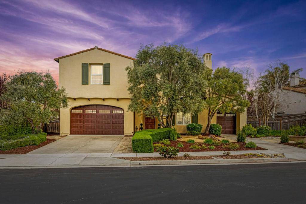 Gilroy, CA 95020,2555 Muirfield WAY