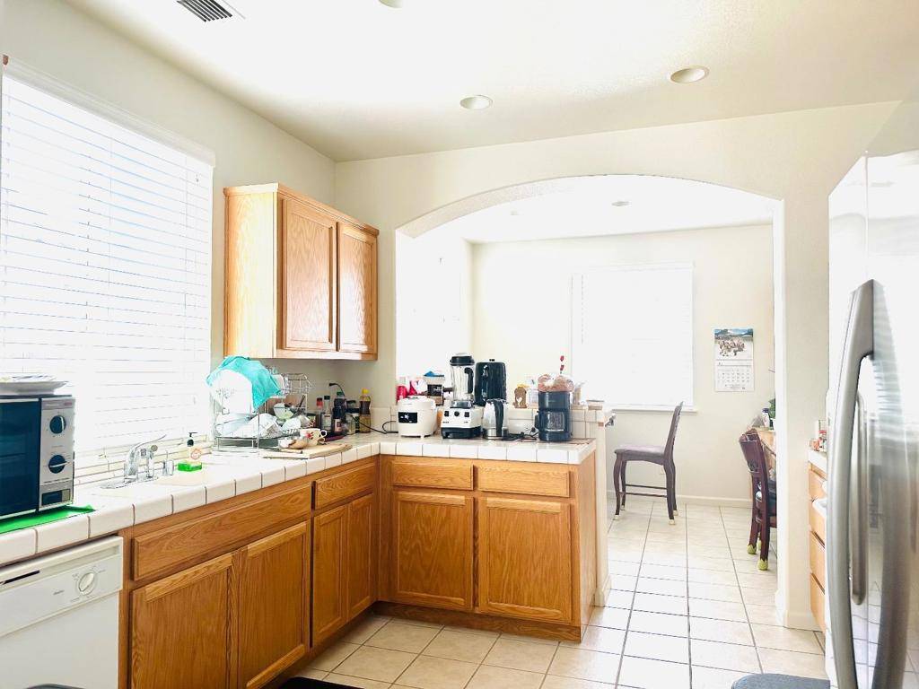 9042 Chianti CIR Stockton, CA 95212