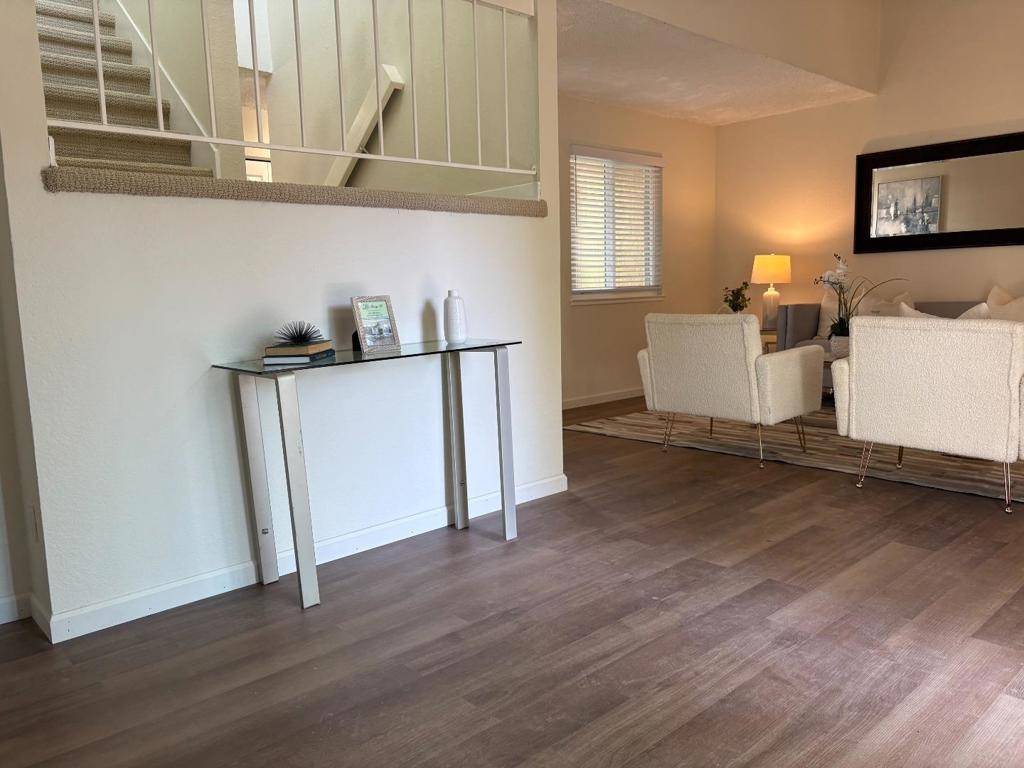 Fremont, CA 94555,3067 Mountain DR