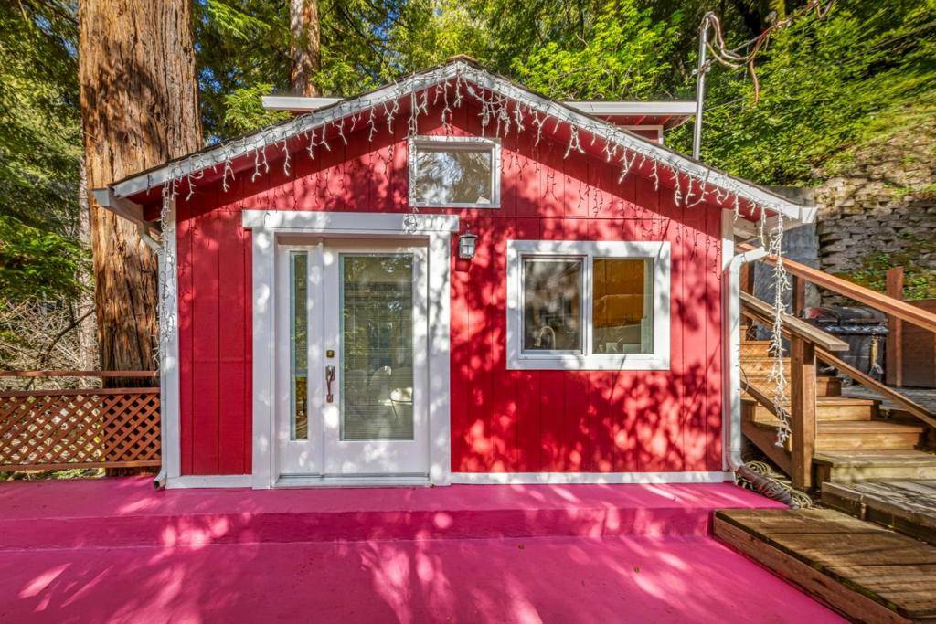Los Gatos, CA 95033,19495 Beardsley RD