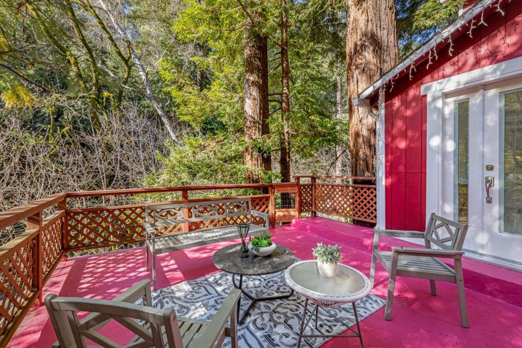 Los Gatos, CA 95033,19495 Beardsley RD