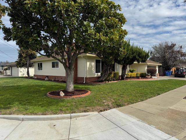 Fremont, CA 94536,38324 Blacow RD