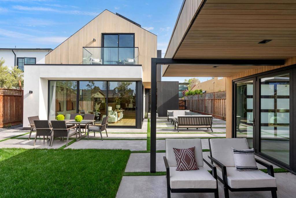 Burlingame, CA 94010,14 Peninsula AVE