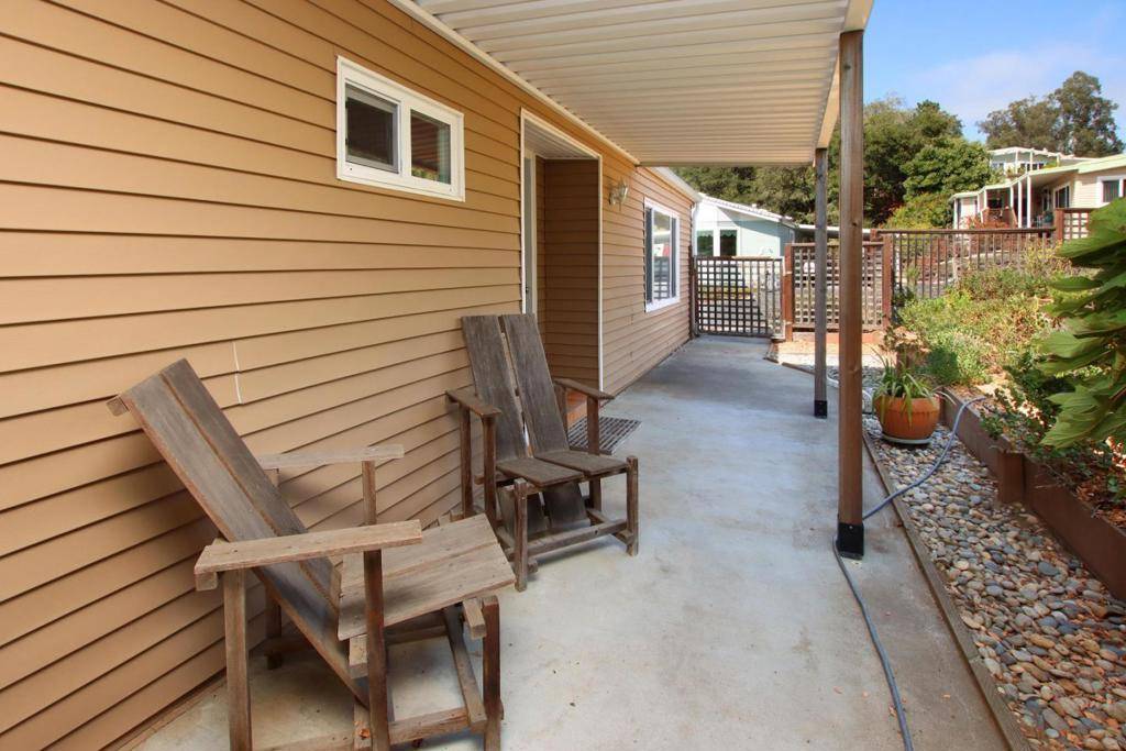 Corralitos, CA 95076,270 Hames RD