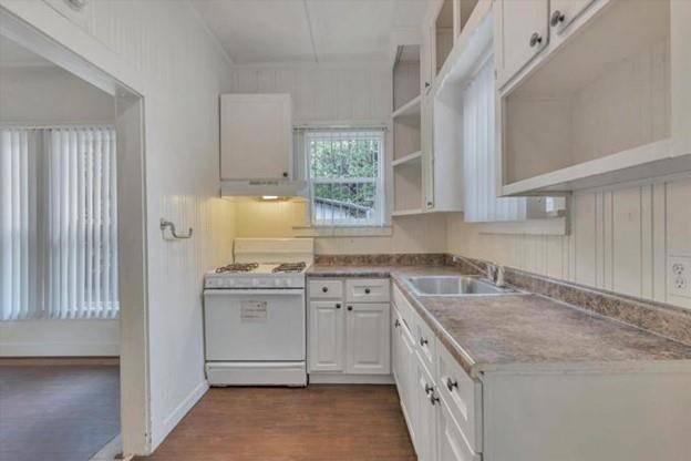 Santa Cruz, CA 95060,419 Barson ST