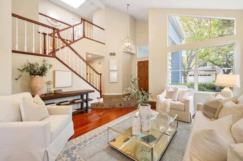 Cupertino, CA 95014,11842 Placer Spring CT