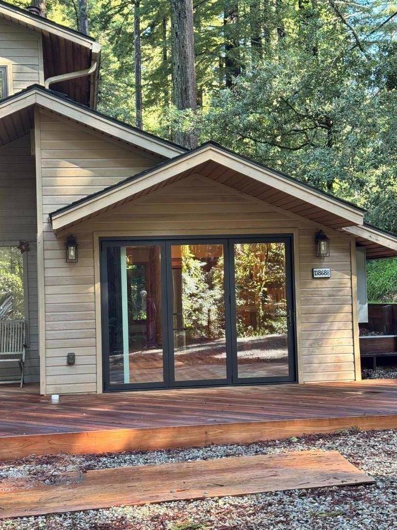 Woodside, CA 94062,Silver Skyway