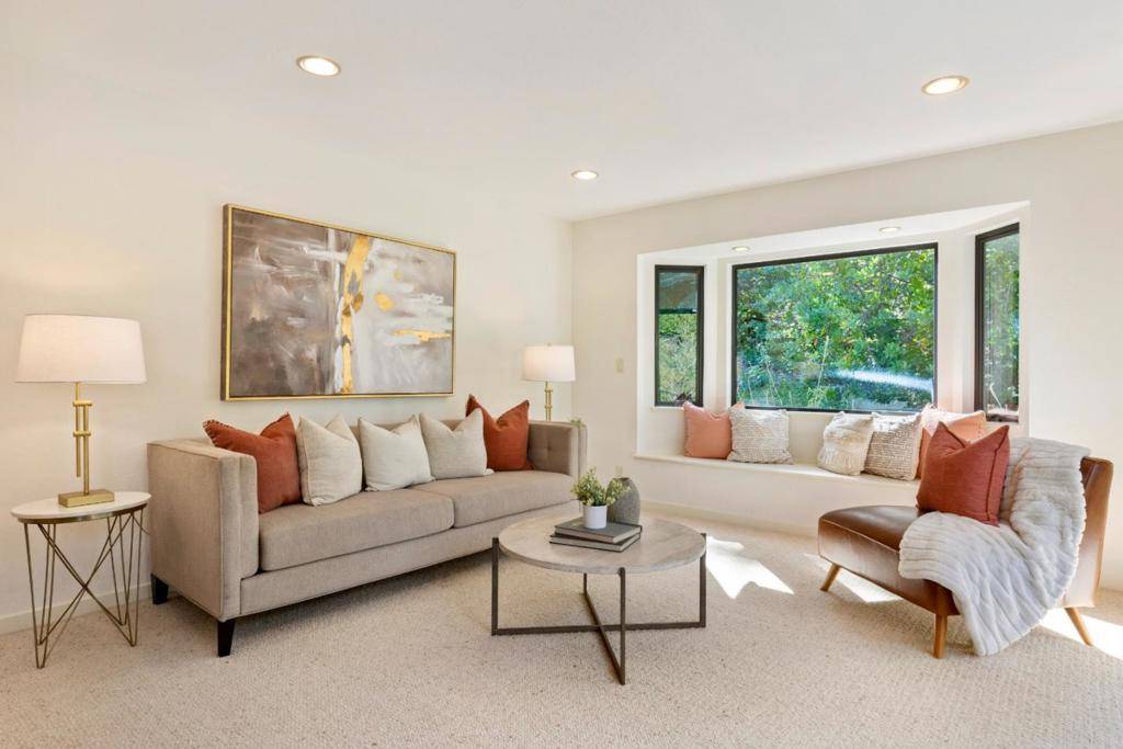 460 Aspen WAY Los Altos, CA 94024