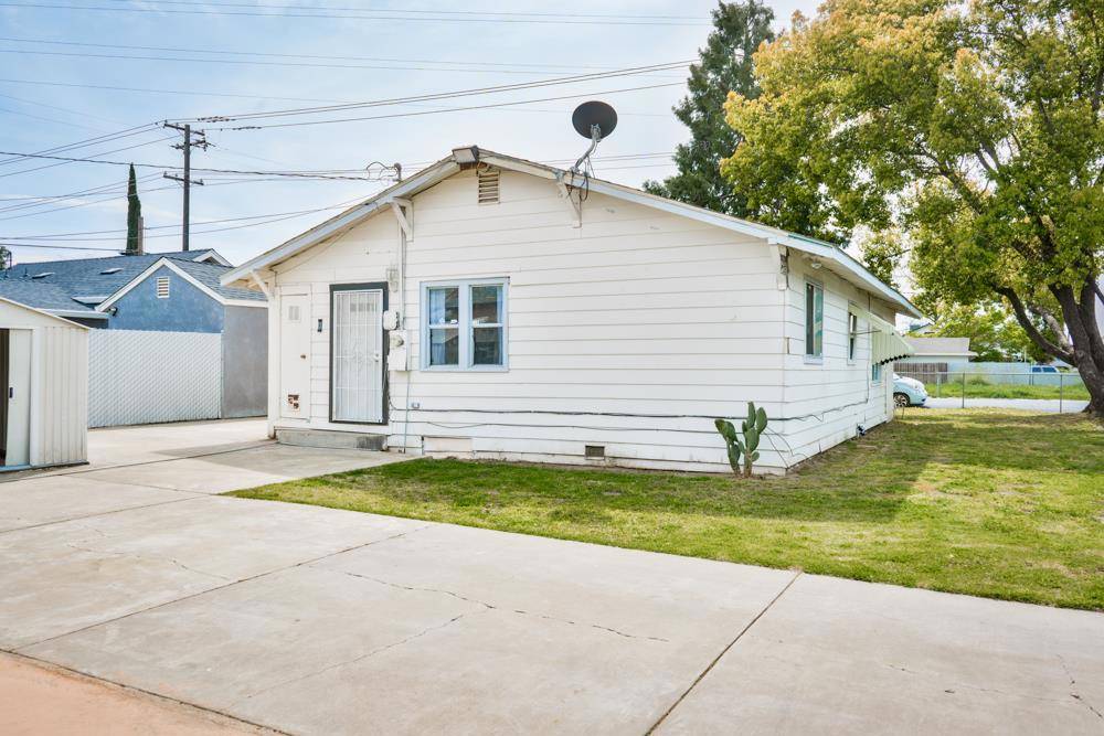 Manteca, CA 95336,417 W North ST