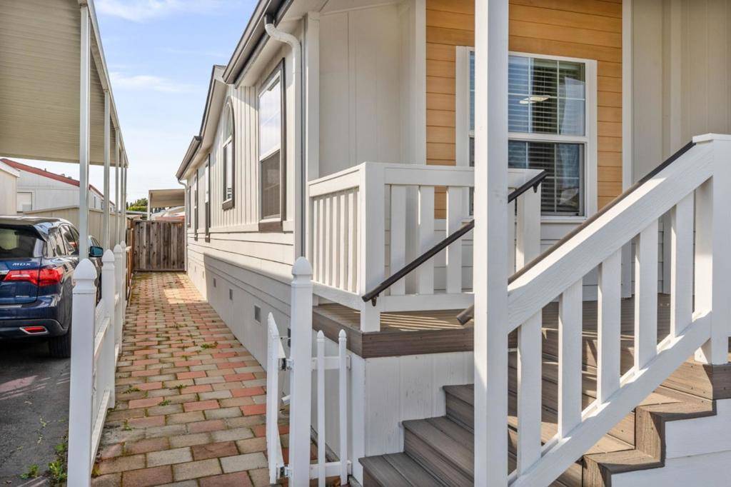Sunnyvale, CA 94089,1085 Tasman DR